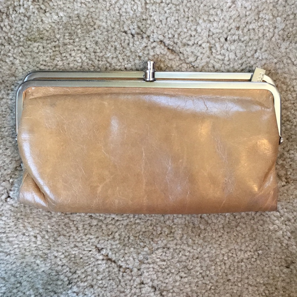 Light brown hobo Lauren wallet